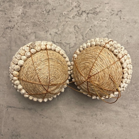2ct Round Straw and Seashell Ornaments - Picture 8 of 13